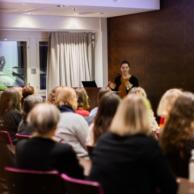 Stödet i fokus – FSL ordnar seminarier under Educa 2026